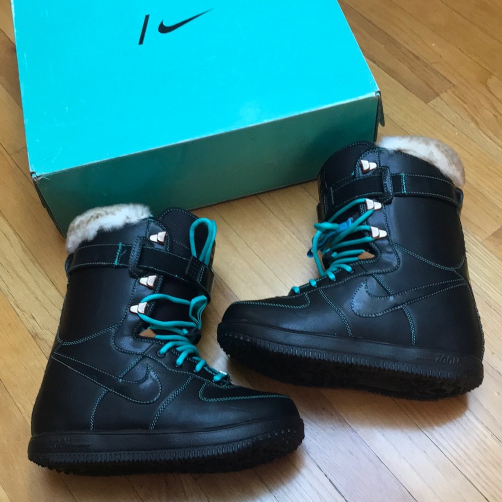 Nike Zoom Force 1 Snowboard Boots - Size 9